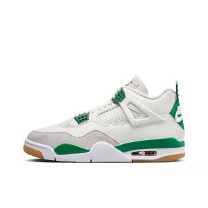 'Pine Green'